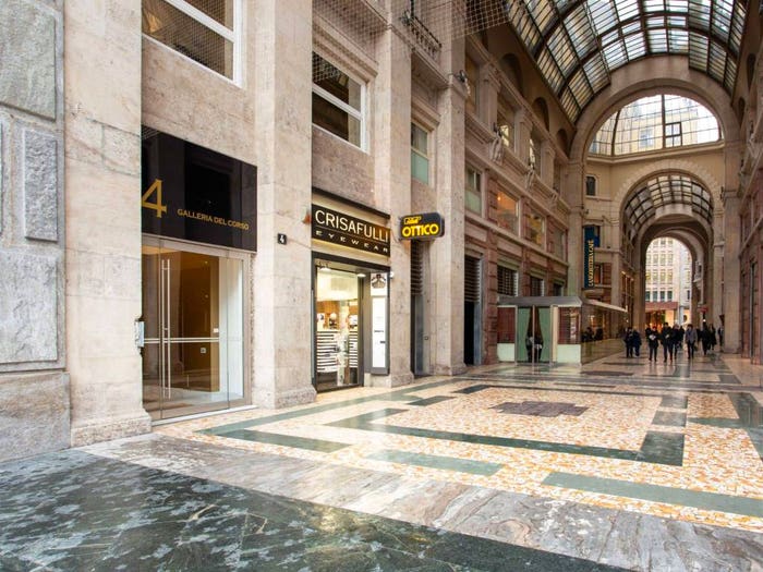 Appartamento bilocale in vendita in Galleria del Corso, Duomo, Milano
