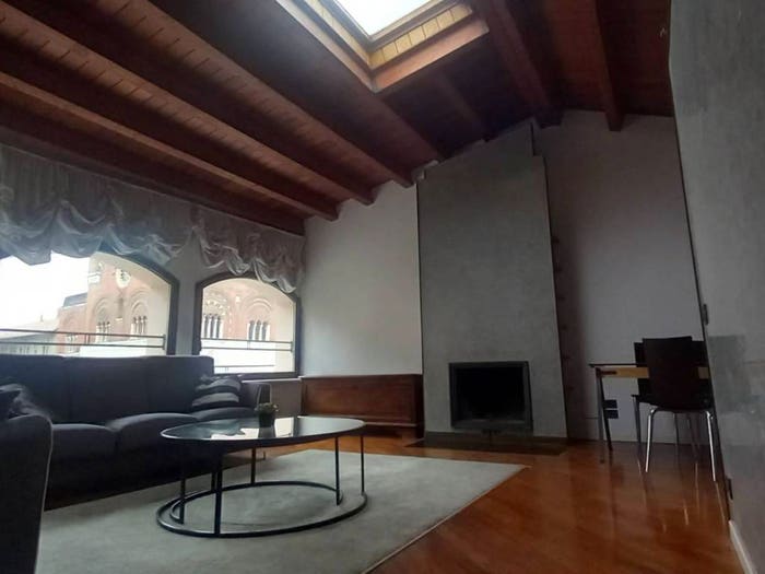 Casa trilocale in vendita in Piazza dei Cavalli, Centro Storico, Piacenza