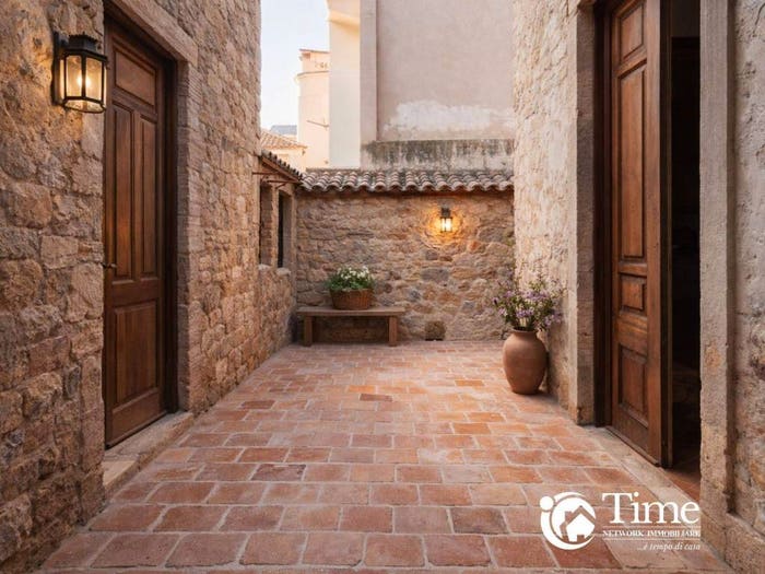 Appartamento con 6 locali in vendita in Via Mulino a Vento, Via delle Calcare, Catania
