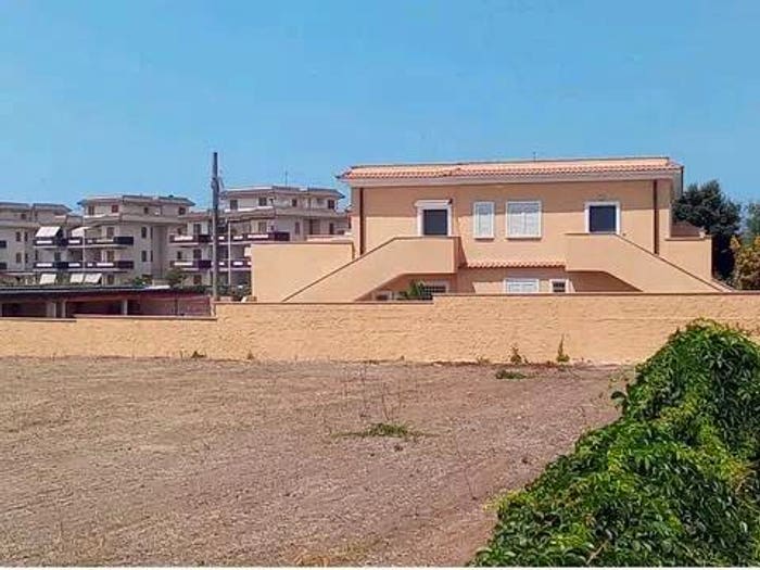 Appartamento bilocale in vendita in Lungomare Degli Ardeatini SNC, Marina di Ardea, Ardea
