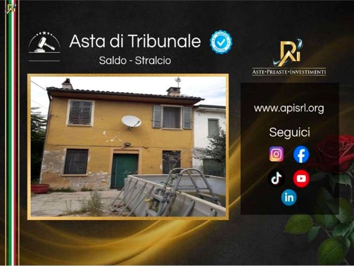 Casa con 5 locali in vendita in Via Garibaldi, Centro, Gambarana