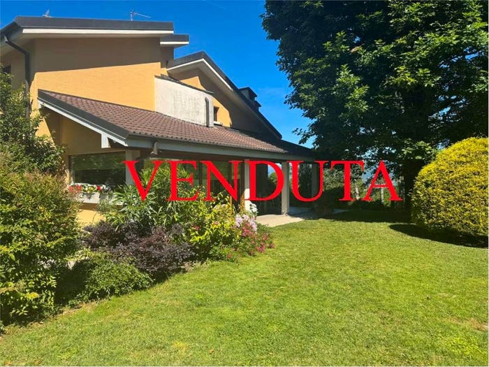 Casa con 5 locali in vendita in Via Azalee, Bodio, Bodio Lomnago