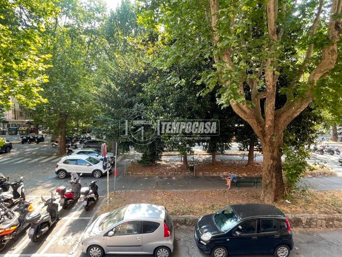 Appartamento trilocale in vendita in Piazza Paolo da Novi, Foce, Genova