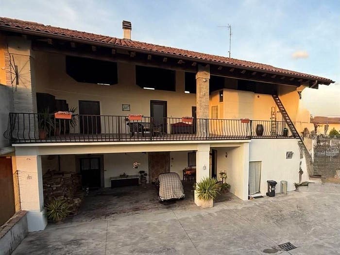 Casa con 5 locali in vendita in Via Torre Passere, Palosco