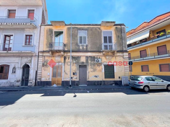 Appartamento bilocale in vendita in Via Spoto, Picanello, Catania