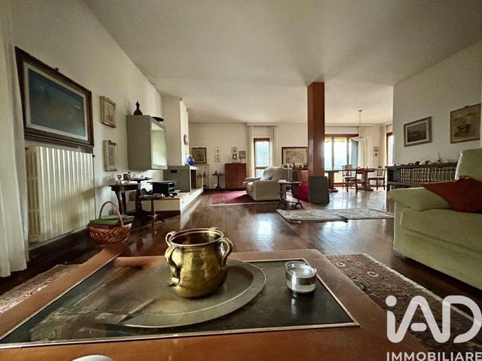 Casa con 6 locali in vendita in Via Della Torre, Molino Del Piano, Pontassieve