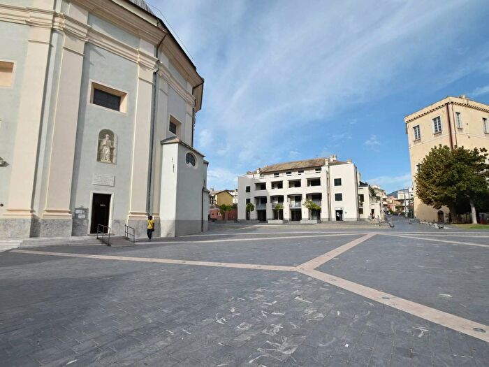 Appartamento bilocale in vendita in Loano