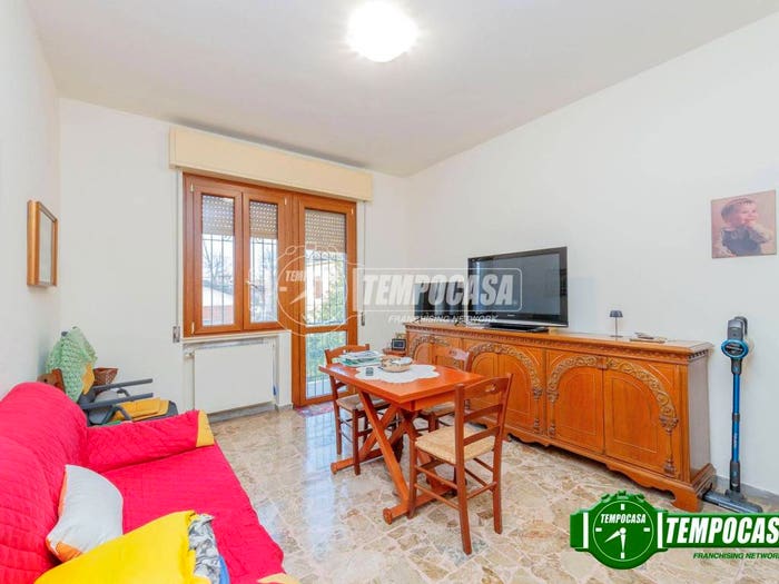 Appartamento trilocale in vendita in Via L Mondini Arcangelo, Farnesiana, Piacenza