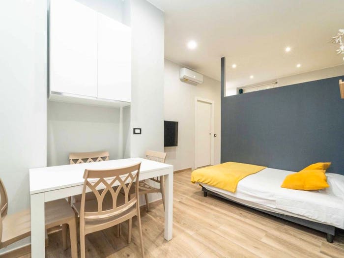 Appartamento bilocale in vendita in Via Giovanni Pascoli, Città Studi, Milano