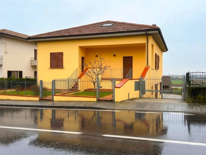 Casa con 6 locali in vendita in Via Vittorio Veneto, Centro, Cerreto Guidi