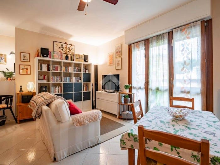 Appartamento trilocale in vendita in Via Generale Carlo Alberto dalla Chiesa, Centro, Oggiono