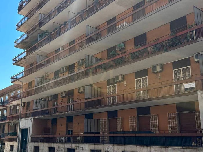 Appartamento con 5 locali in vendita in Via Francesco Fusco, Vulcania Sanzio, Catania