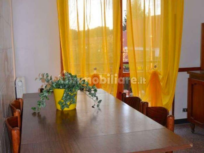 Appartamento quadrilocale in vendita in via macchia, Marina di Carrara, Carrara