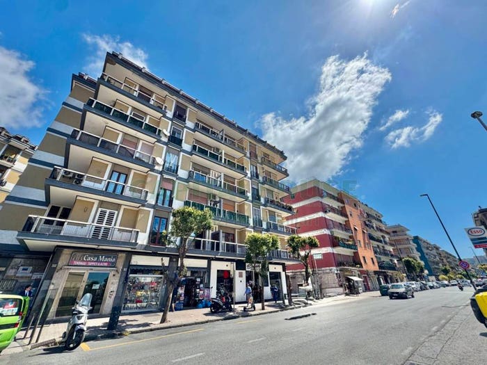 Appartamento bilocale in vendita in Via dell'Epomeo, Soccavo, Napoli