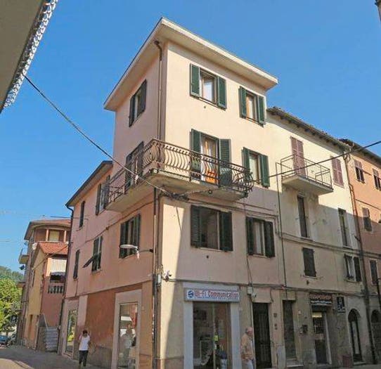 Casa trilocale in vendita in Via Apua, Centro, Aulla