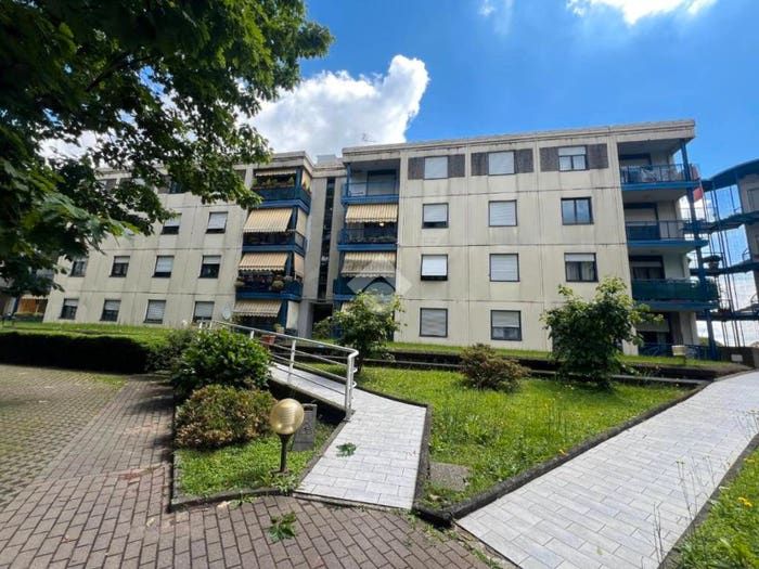 Appartamento bilocale in vendita in Viale del popolo, Centro, Lentate sul Seveso
