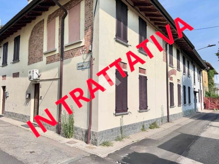 Appartamento trilocale in vendita in Via castelletto, Casarile