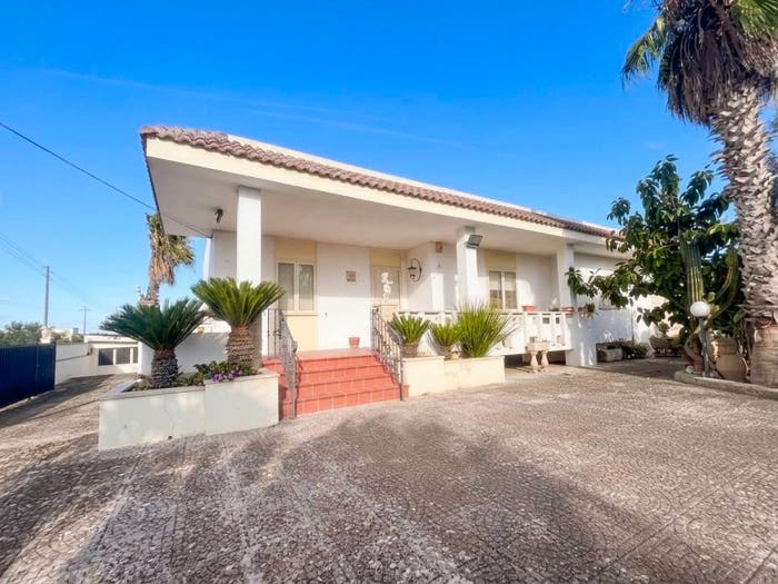 Casa con 6 locali in vendita in Via Marina Serra, Centro, Tricase