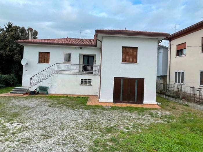 Casa con 6 locali in vendita in Viale Venezia, Centro, Portogruaro