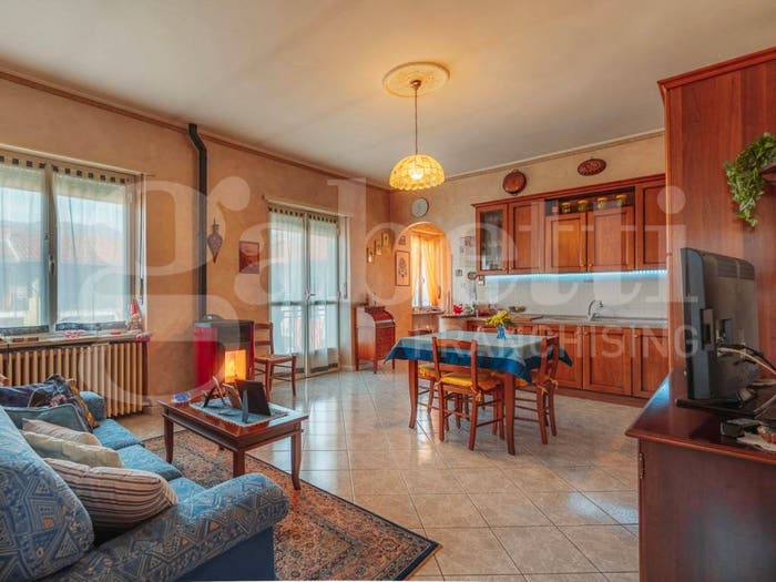 Casa trilocale in vendita in via principe amedeo, Centro, Frossasco
