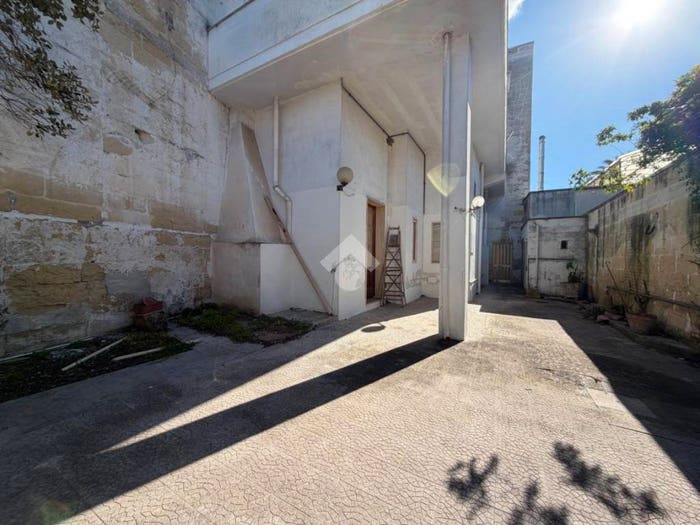 Casa trilocale in vendita in Via Crocifisso, Centro, Cavallino