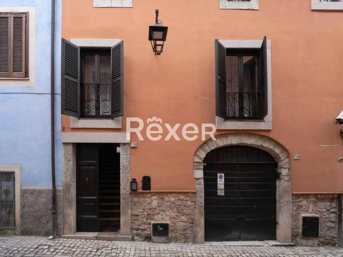 Casa con 6 locali in vendita in Via Federico Zaccaleoni, Centro, Priverno