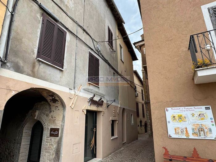 Appartamento trilocale in vendita in Via XX Settembre, Ponzano Romano