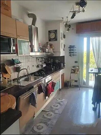 Appartamento con 6 locali in vendita in Via Ferdinando Bascucci, Rimini