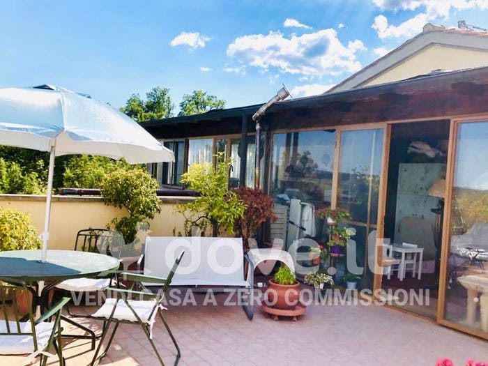 Casa quadrilocale in vendita in Strada del Poggio, Casole d'Elsa