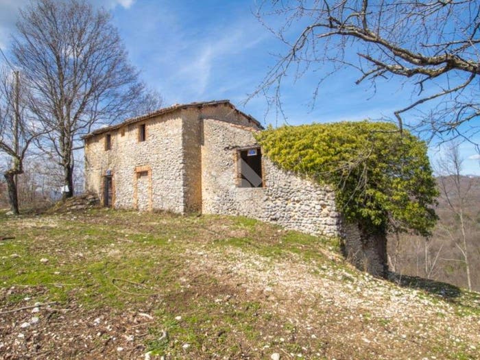 Casa con 6 locali in vendita in Contrada S Benedetto, Longone Sabino