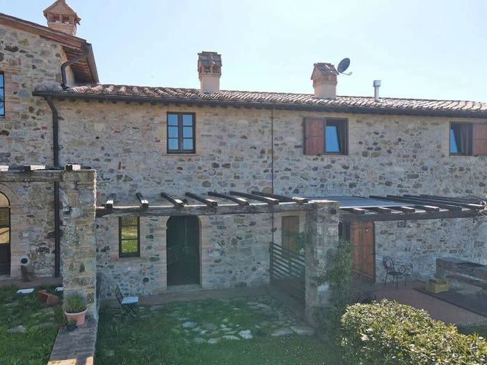 Casa trilocale in vendita in Triana No Number, Roccalbegna