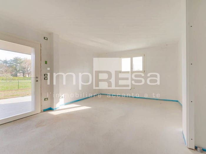 Casa trilocale in vendita in Via BStringher, Vigonovo Fontanafredda, Fontanafredda