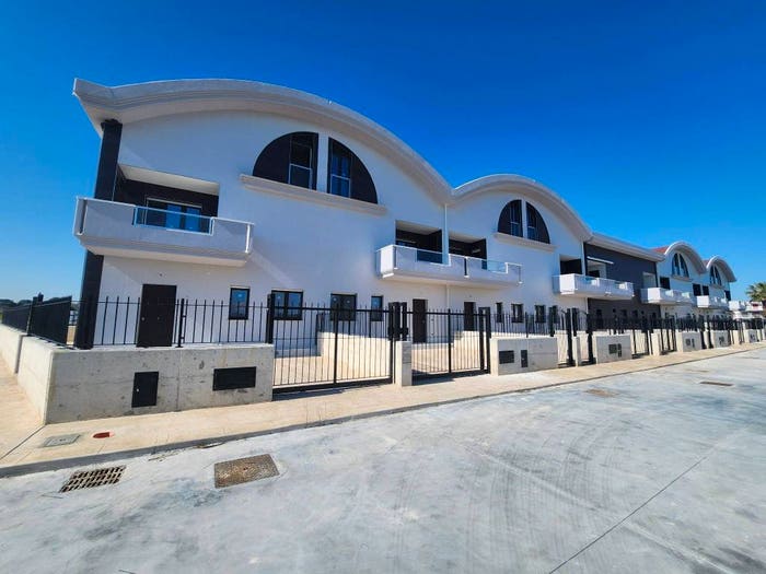 Appartamento trilocale in vendita in Via dei Tulipani, Lido Campomarino, Campomarino