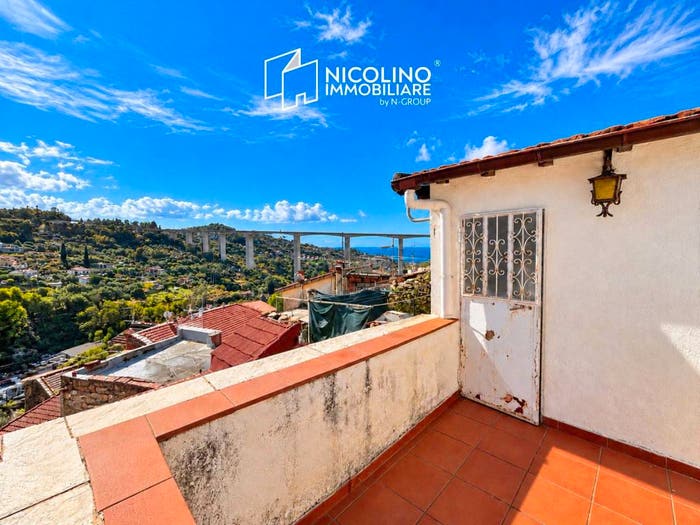 Casa con 5 locali in vendita in Via Pastrengo, Borghetto San Nicolò, Bordighera