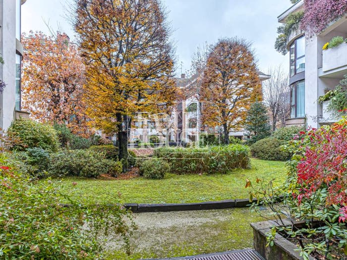 Casa quadrilocale in vendita in Via Giovanni Amendola, Centro, Mariano Comense