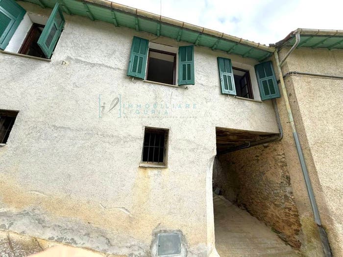Casa quadrilocale in vendita in via settembre gavenola, Borghetto d'Arroscia