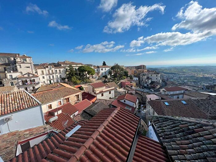 Appartamento trilocale in vendita in Discesa Carbone, Centro Storico, Catanzaro