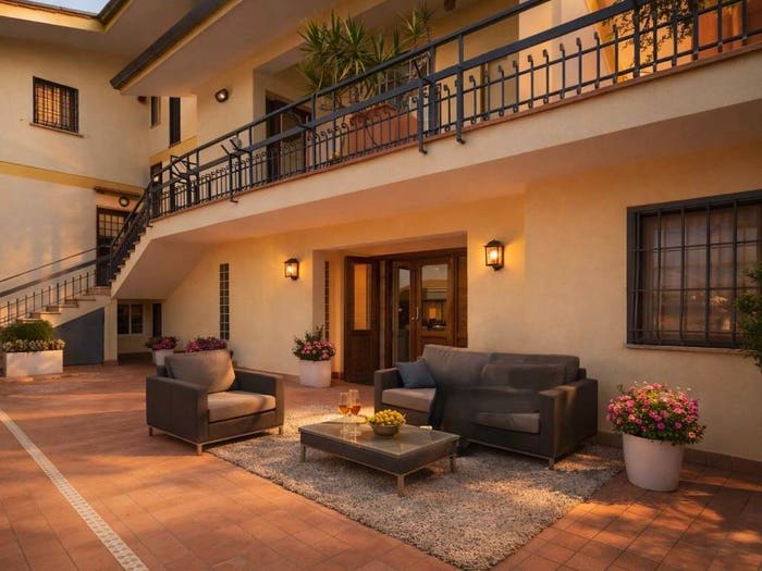Casa con 6 locali in vendita in Frascati