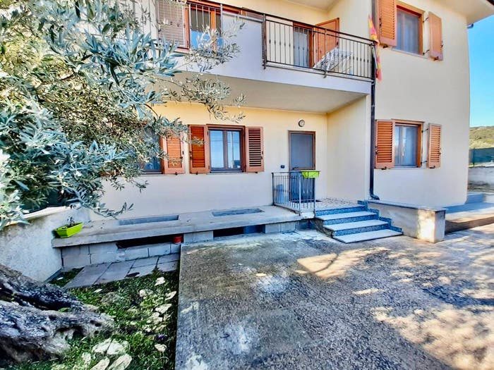 Casa quadrilocale in vendita in Via Giosuè Carducci, Frabotto Mannesi, Montepaone
