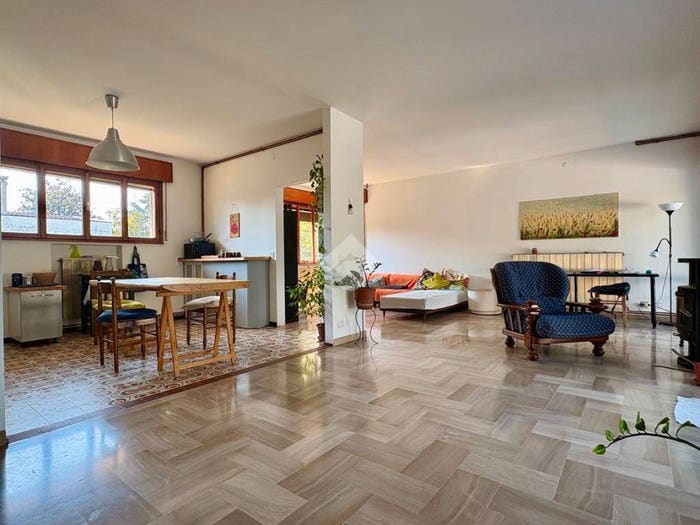 Casa quadrilocale in vendita in Via Ancona, Tencarola, Selvazzano Dentro