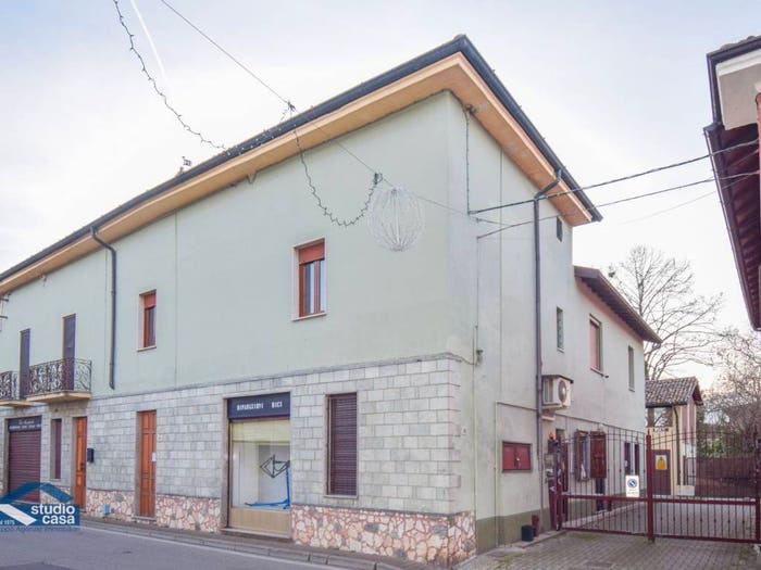 Appartamento quadrilocale in vendita in VIA ROMA, Ossago Lodigiano