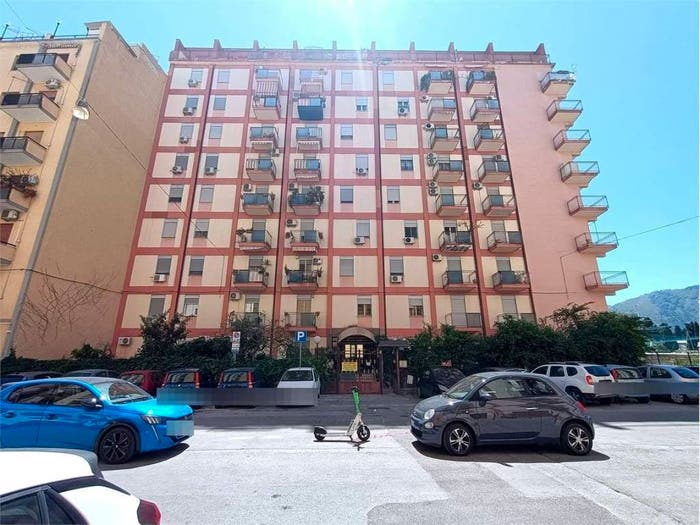 Appartamento trilocale in vendita in Via Vincenzo Piazza Martini, Oreto Perez, Palermo