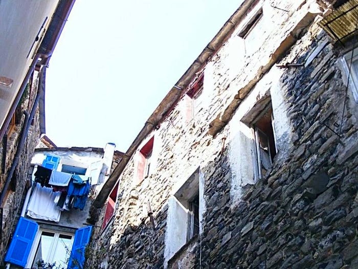 Appartamento con 5 locali in vendita in Via Fossano No Number, Ceriana
