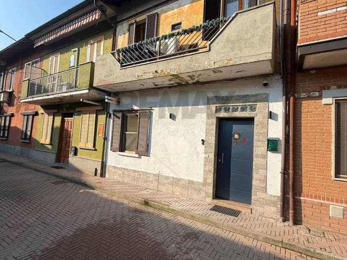 Casa bilocale in vendita in Centro, Torre de' Negri