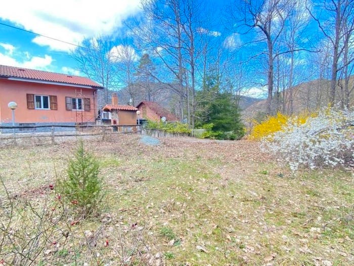Casa con 6 locali in vendita in Località Vallaccia, Pareto