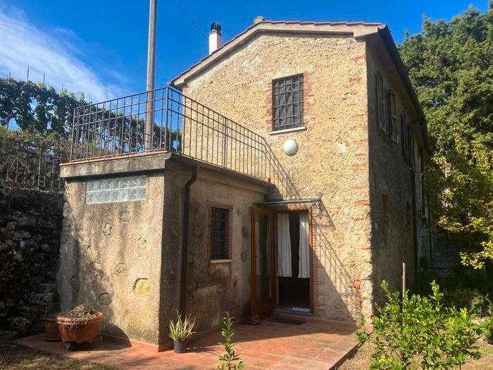 Casa trilocale in vendita in Camaiore Paese, Camaiore