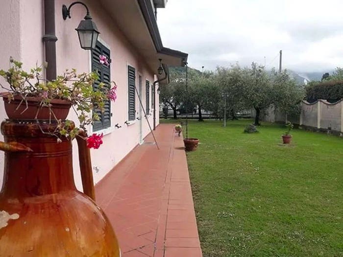 Casa con 6 locali in vendita in Urb Avenza Avenza, Stadio Sant'Antonio Marasio, Carrara