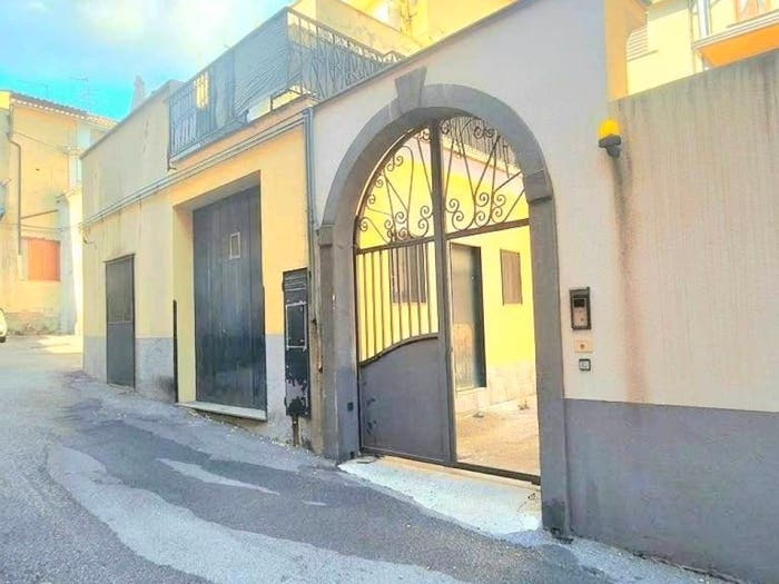 Appartamento trilocale in vendita in Centro, Cava de' Tirreni