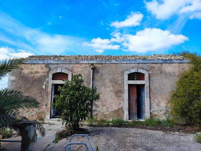 Casa quadrilocale in vendita in Noto