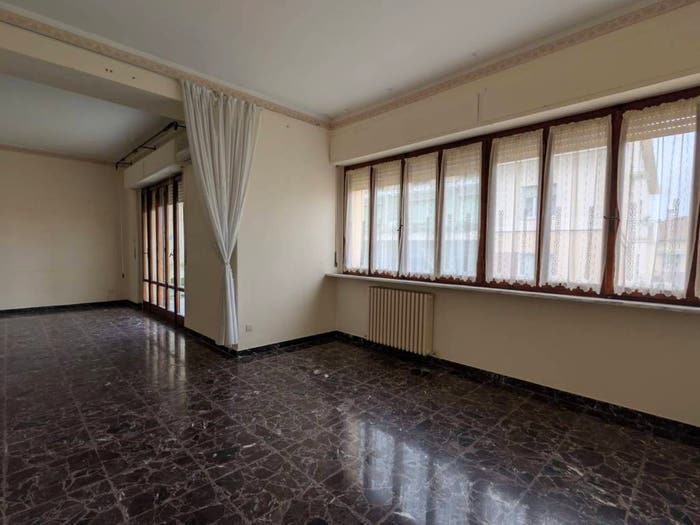 Appartamento con 5 locali in vendita in Centro, Macerata